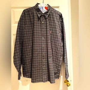 Men button down collar shirt